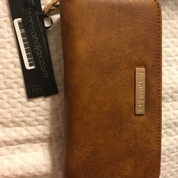 jeane&jax Handbags - Jeanne & Jax Camel double zip wallet